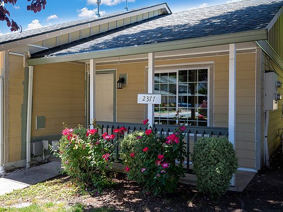 2nd image of 2377 SE 62nd Ln