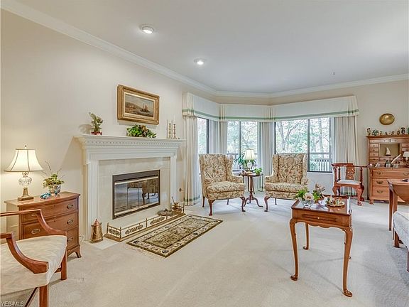 5th image of 2216 Woodbrook Trl