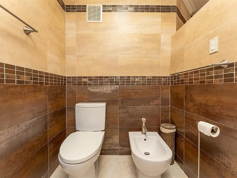 254 Sabanera — Photo 21