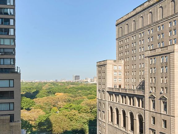 2nd image of 205 W 57th St #11BDE