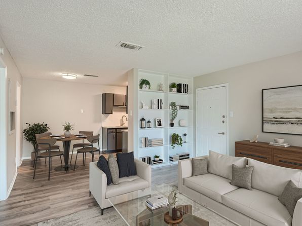165 N Old Orchard Ln APT 0516
