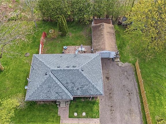 4th image of 775826 Blandford Rd