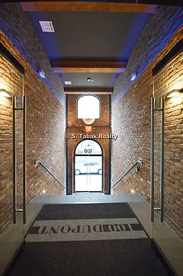 Rented by Steven C Bohbot, LREB | media 70