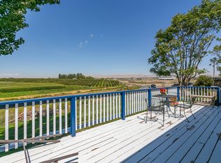 2110 Dekker Rd, Outlook, WA 98938