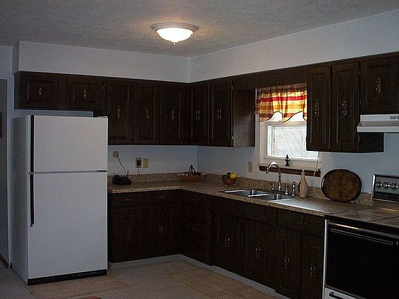 New Counter Tops & Appliances Stay