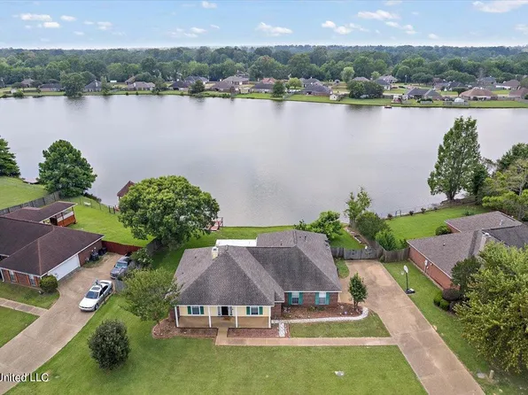 327 Mallory Dr, Byram, MS 39272