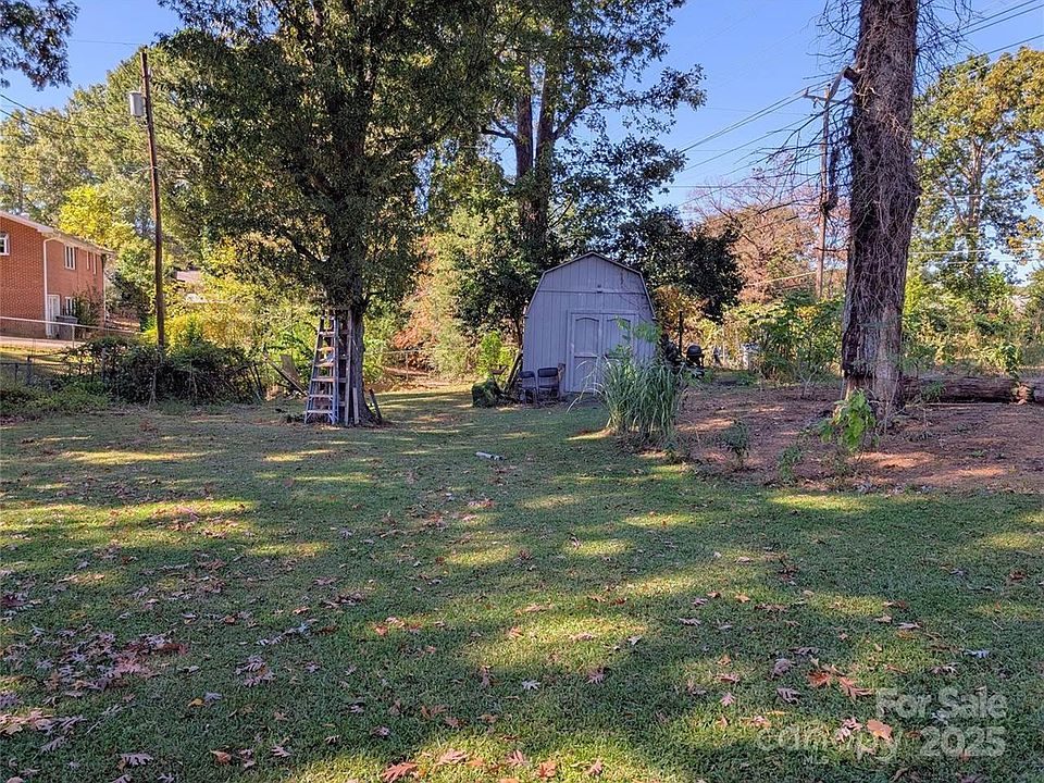 1st image of 4618 Thornwood Rd #55