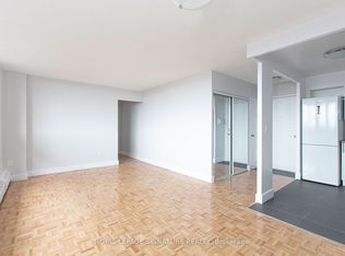 666 Spadina Ave #815, Toronto, ON M5S 2H8