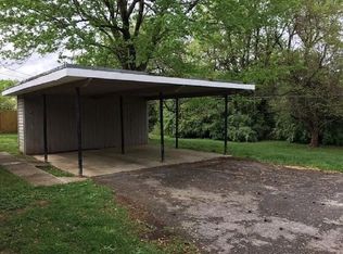 2037 S Ventura Ave, Springfield, MO 65804
