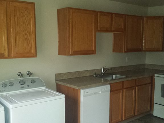 3rd image of 670 E 15th Ave #2