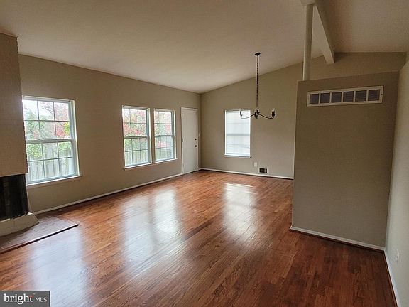 3rd image of 6805 Pimlico Dr