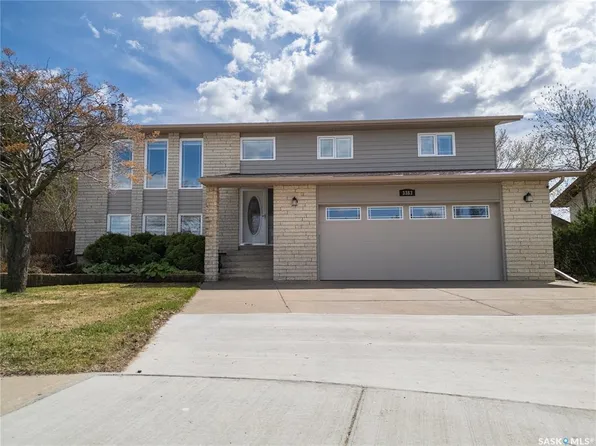 3383 Dent CRESCENT, Prince Albert, SK S6V 7H2