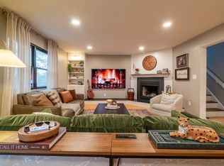 2208 Merrywood Dr, Edison, NJ 08817