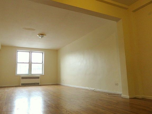 5th image of 350 Sterling St APT 3H