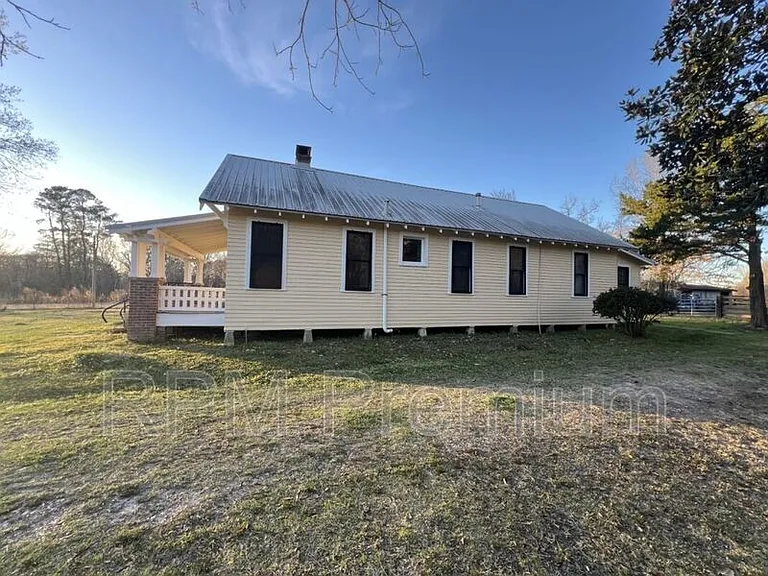 8222 Highway 955 E — Photo 7