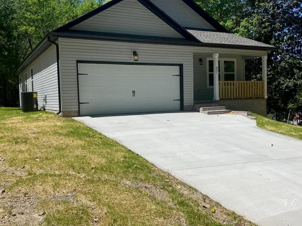 67 Lookout Dr, Rossville, GA 30741