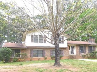 10110 Clearview Dr NW, Covington, GA 30014