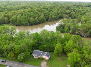 17590 New Columbus Rd, Corinth, KY 41010