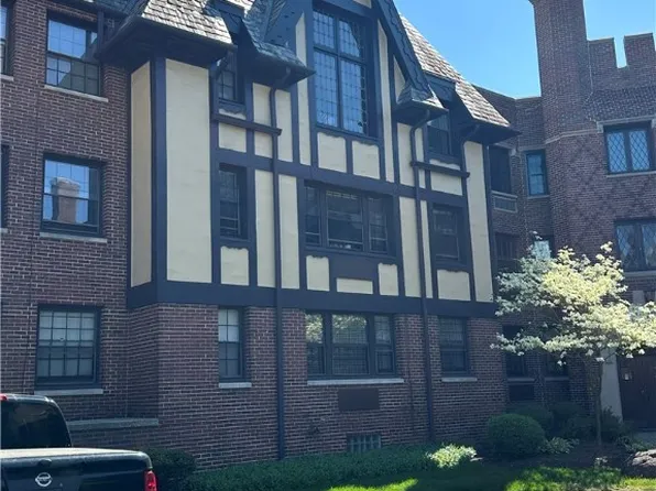 1211 Far Hills Ave APT 203, Dayton, OH 45419