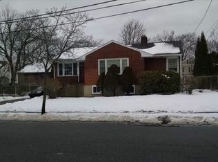 97 Dow Ave, Arlington, MA 02476