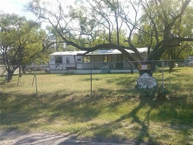 1st image of 3411 Bayside Dr
