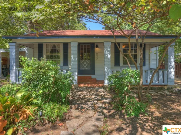 1022 W Martin Luther King Dr, San Marcos, TX 78666