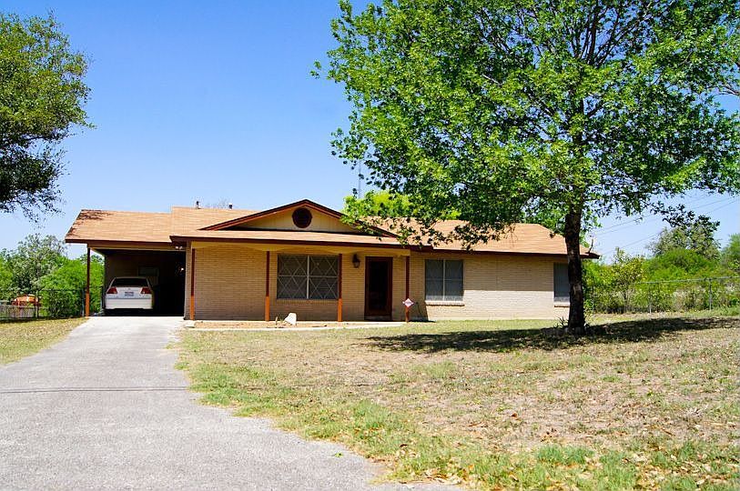 1st image of 315 Oak Knoll Dr