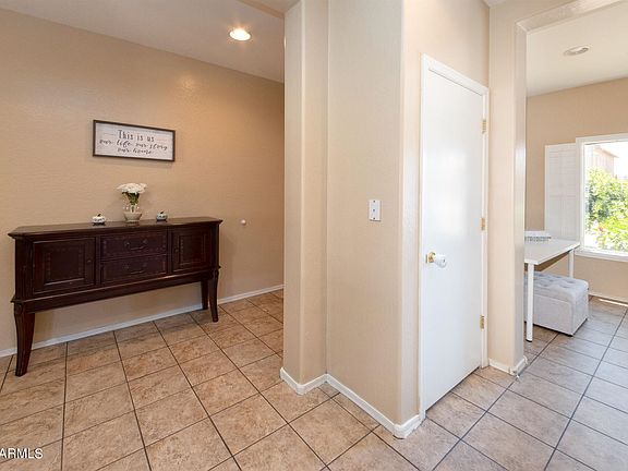 5th image of 9006 W Hilton Ave