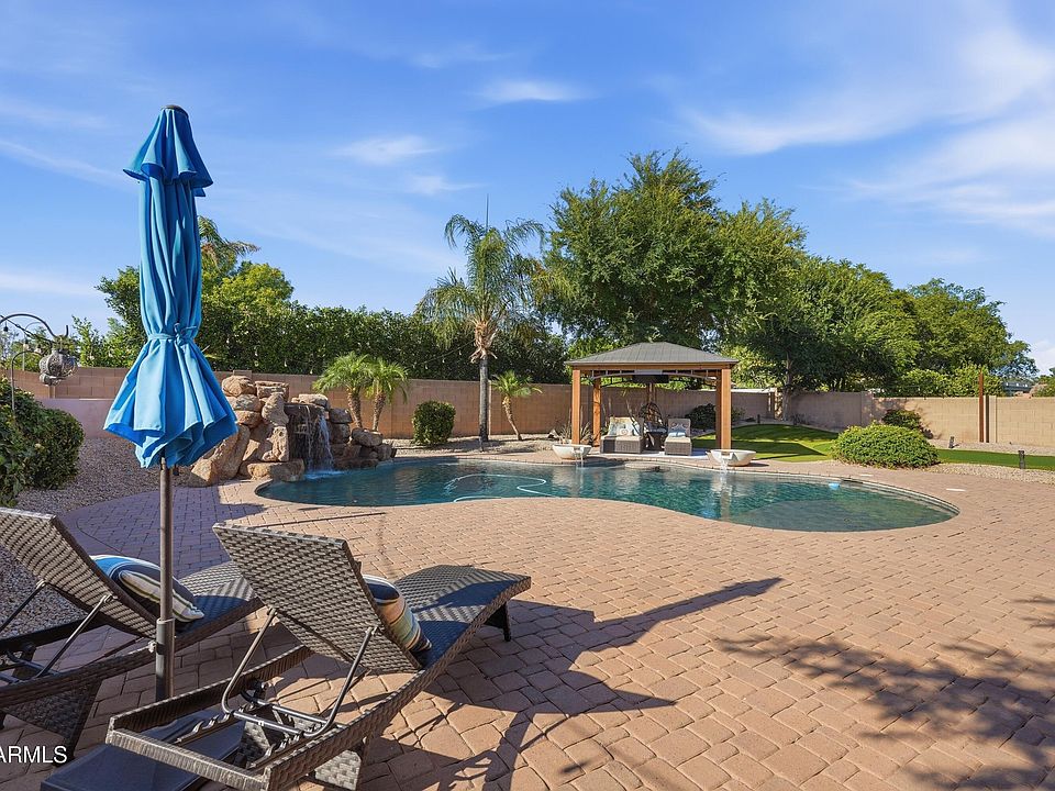 1st image of 2576 E WESTCHESTER Drive