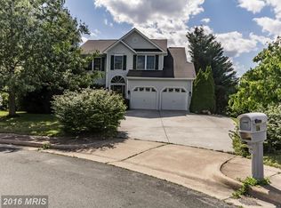 102 Dick Turpin Ct, Stephens City, VA 22655
