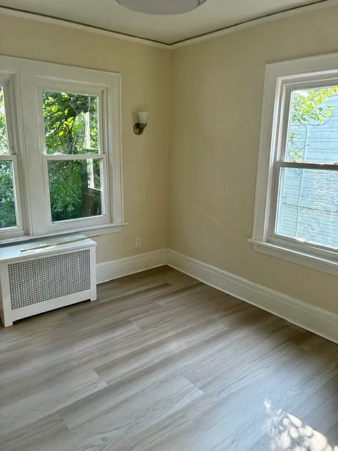 2 bed, 1300 sqft, $2,500 — Photo 2