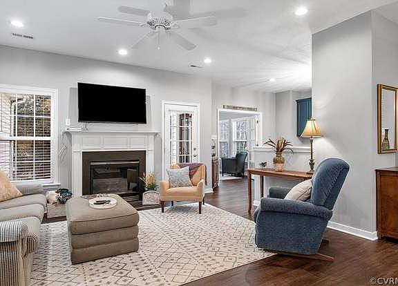 2nd image of 4145 English Holly Cir