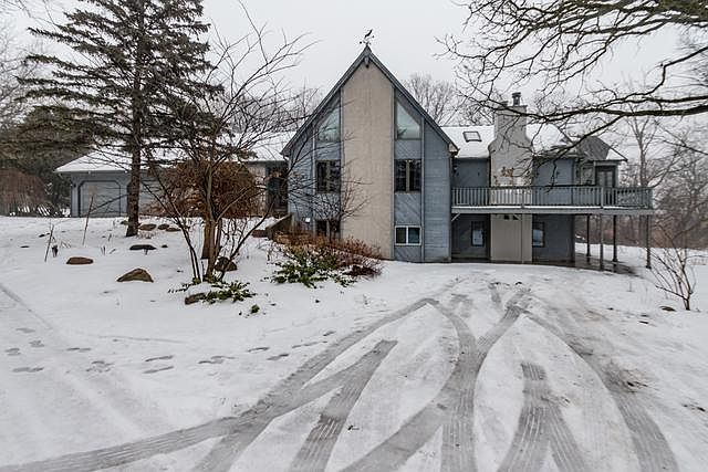 1st image of 19326 W Grand Ave