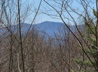 15 Sanctuary Ln, Franklin, NC 28734