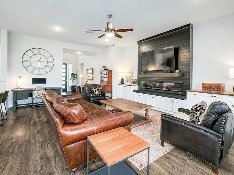 805 Karst Cv — Photo 4
