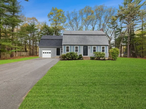 76 Woodridge Rd, Duxbury, MA 02332