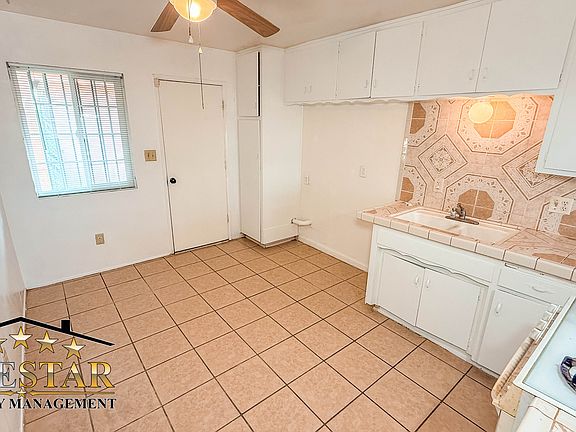 5th image of 1219 Tulare St #1219