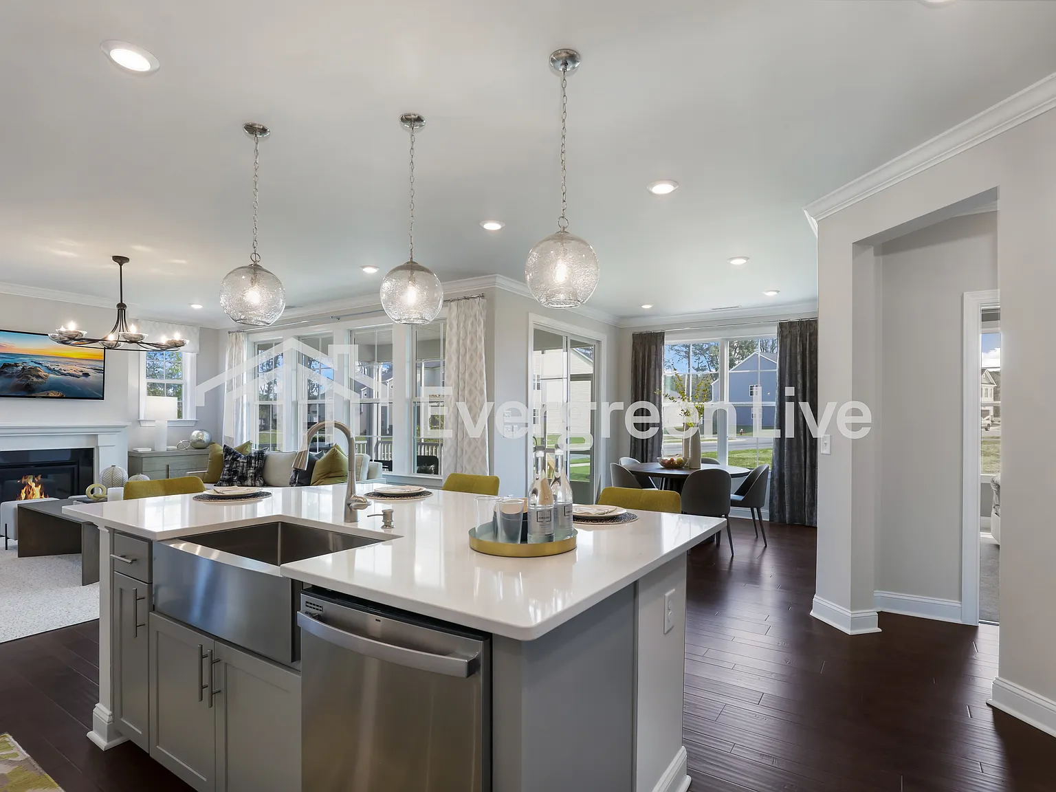 5 bed, 4.0 bath, 3453 sqft, $3,130 — Photo 4