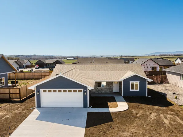 1310 Oxbow Dr, Sheridan, WY 82801