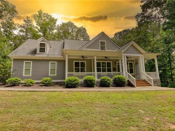 301 Davis Rd, Newborn, GA 30056