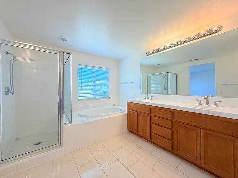 28330 Linda Vista St — Photo 23