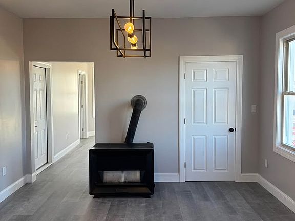 2nd image of 314 Dartmouth St #2