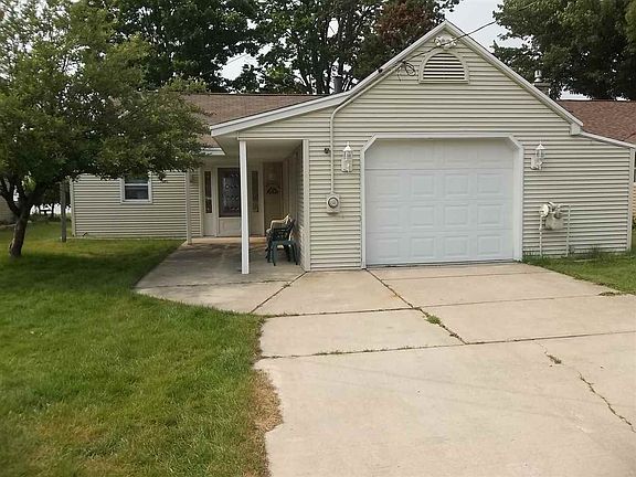 3rd image of 6621 Sunset Dr