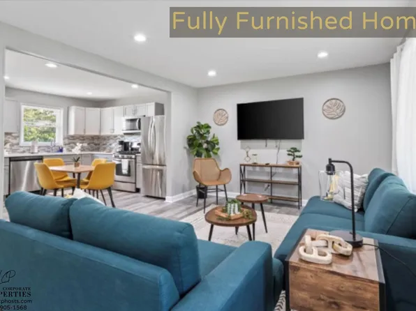 33 Crescent Rd, Lake Zurich, IL 60047