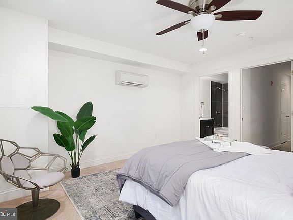 2nd image of 821 N 15th St APT 1