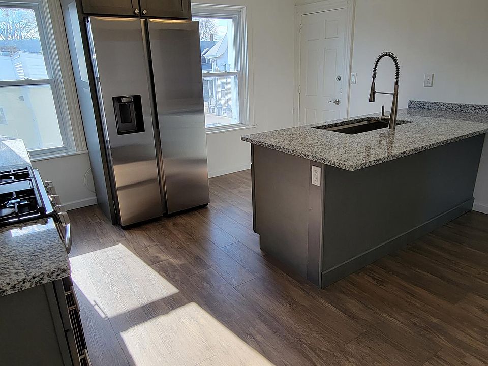 1012 Nobert St 2, Warren, RI 02885 Zillow