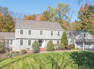 3 Garrison Ln, Mendham, NJ 07945
