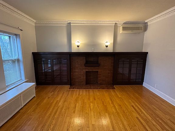 2nd image of 1255 W Norwood St APT 1