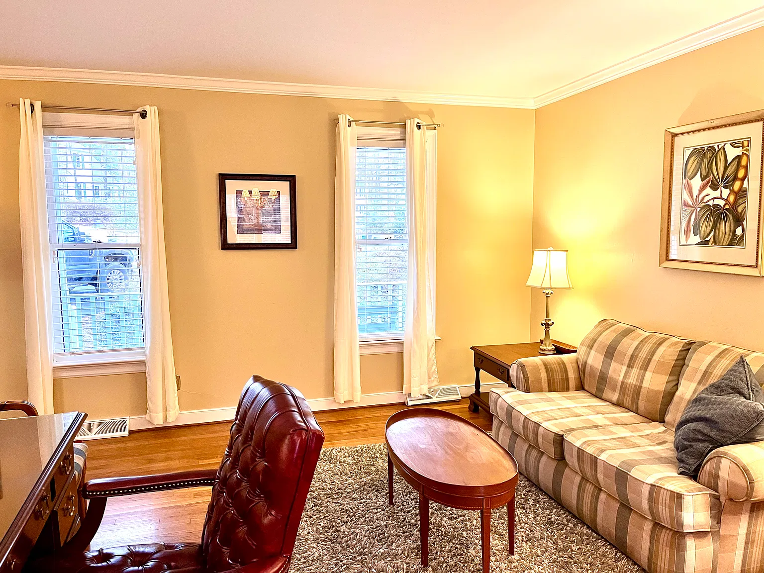 4 bed, 2.5 bath, 2028 sqft, $3,500 — Photo 4