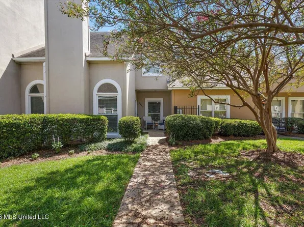 1012 Bayridge Dr, Jackson, MS 39211